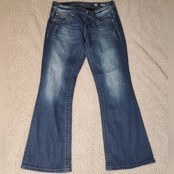 Miss Me Blue Jeans - Size 27 Bootcut Pre-owned in excellent condition - Picture 2 of 12